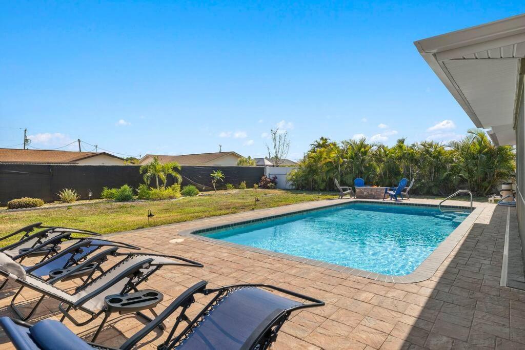 Palm Haven! Villa เคปคอรัล ภายนอก รูปภาพ